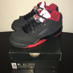 Air Jordan 5 Retro Low - GS Size 5.5